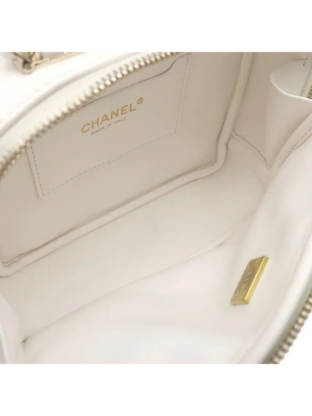 Chanel 2-Way Bag Quilted 18 Top Handle Leather White Gold Handbag